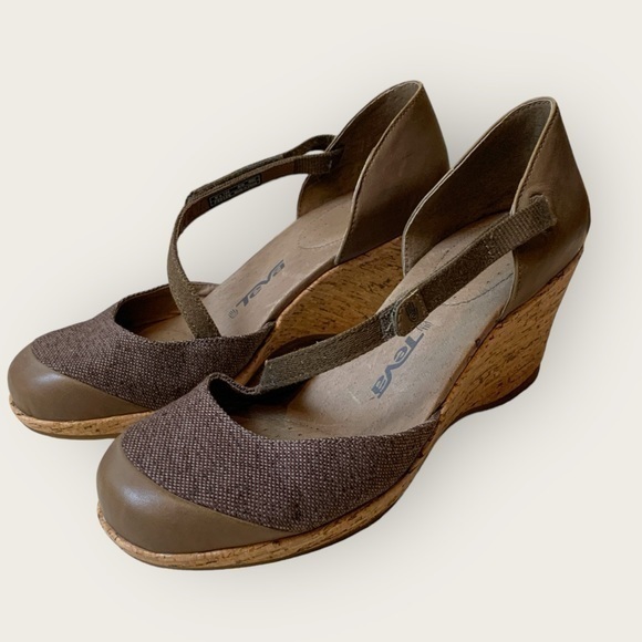 Teva Riviera Mary Jane Cork 3 inch High Heeled Closed Toe Brown Sandals Size 10 - Picture 1 of 10